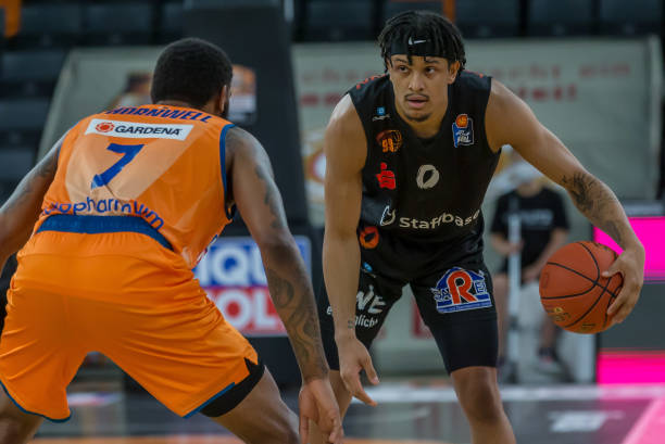 和临场应变 和临场应变