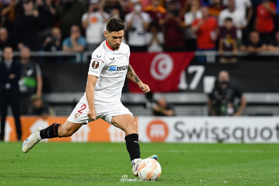 都牵动着球 都牵动着球